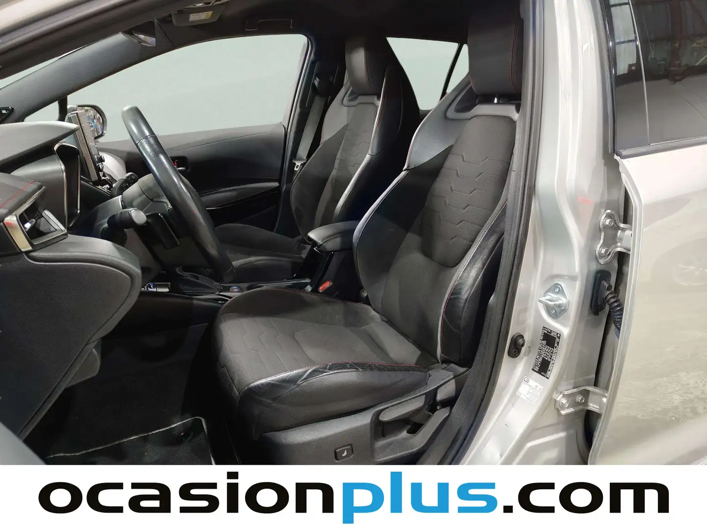 Foto Toyota Corolla Toyota Corolla Touring Sports 180H Style E-CVT (180 CV)