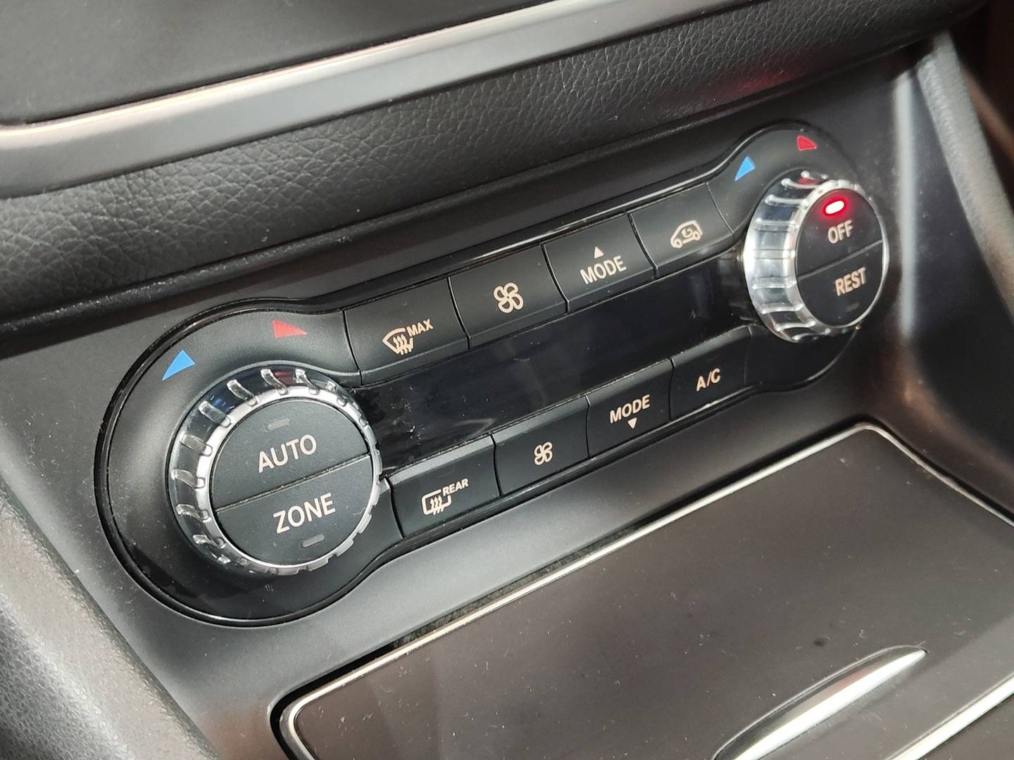 Foto Mercedes GLA Mercedes-Benz GLA 180 (122 CV)