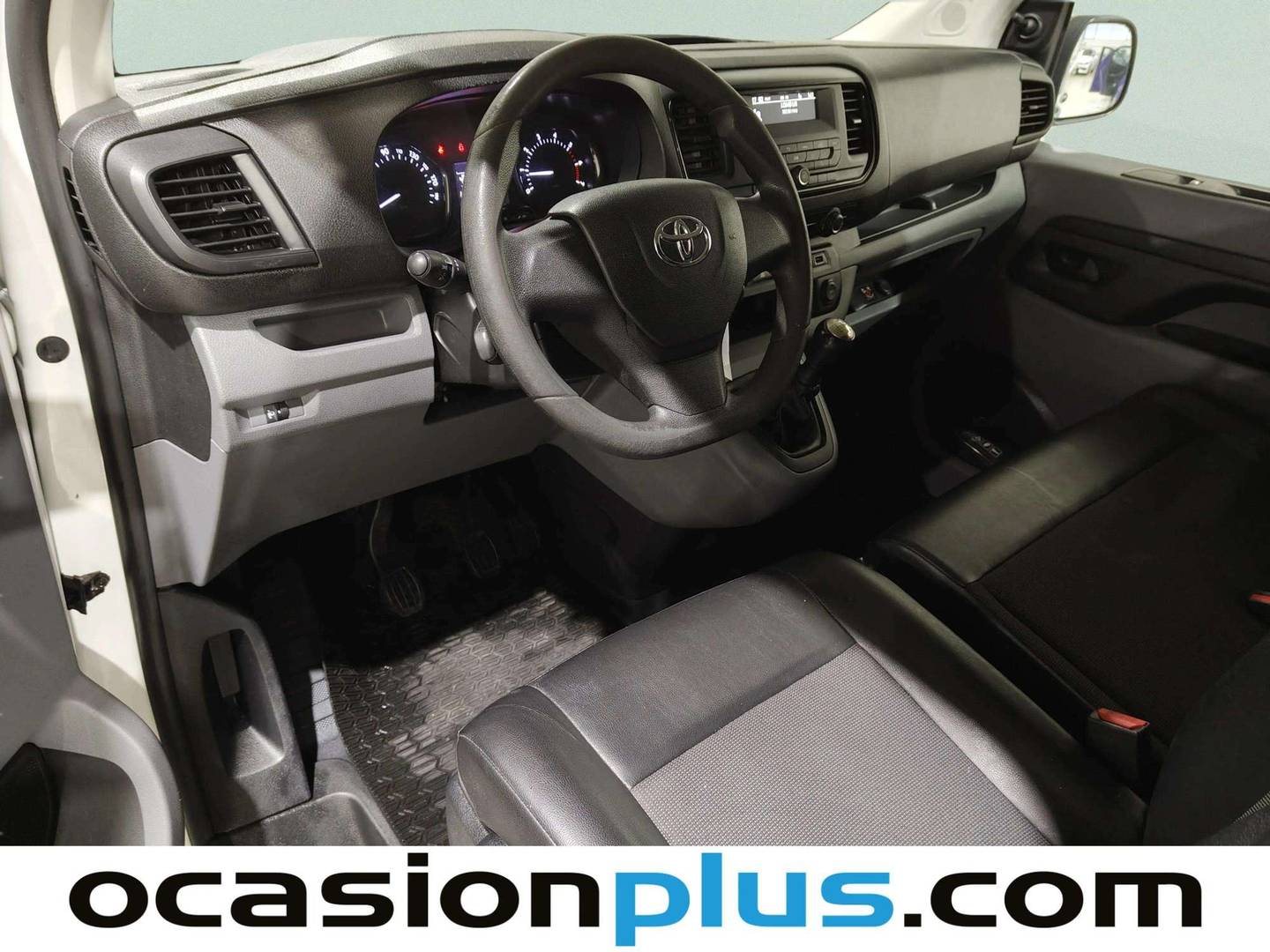 Foto Toyota Proace Toyota Proace Furgon 1.6 D Business (95 CV)