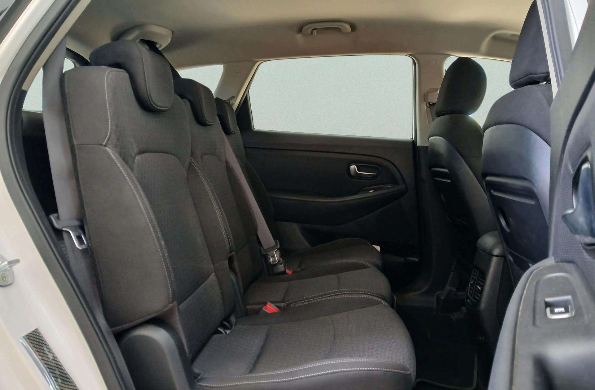 Kia Carens 1.6 GDi Drive 7 plazas - foto 19