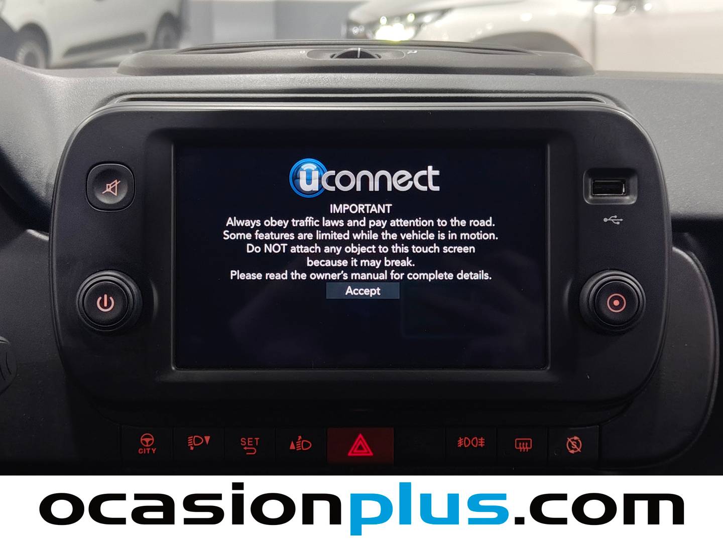 Extras y acabados del Fiat Panda Fiat Panda 1.0 Hybrid Cross (70 CV)