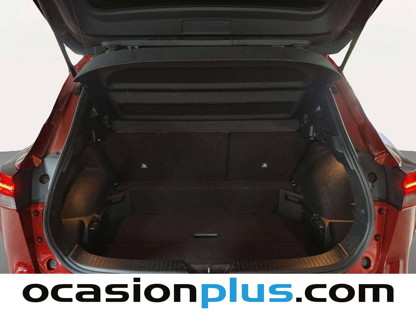 Fotos maletero Nissan QASHQAI Nissan Qashqai DIG-T 140 mHEV N-Connecta 4x2 (140 CV)