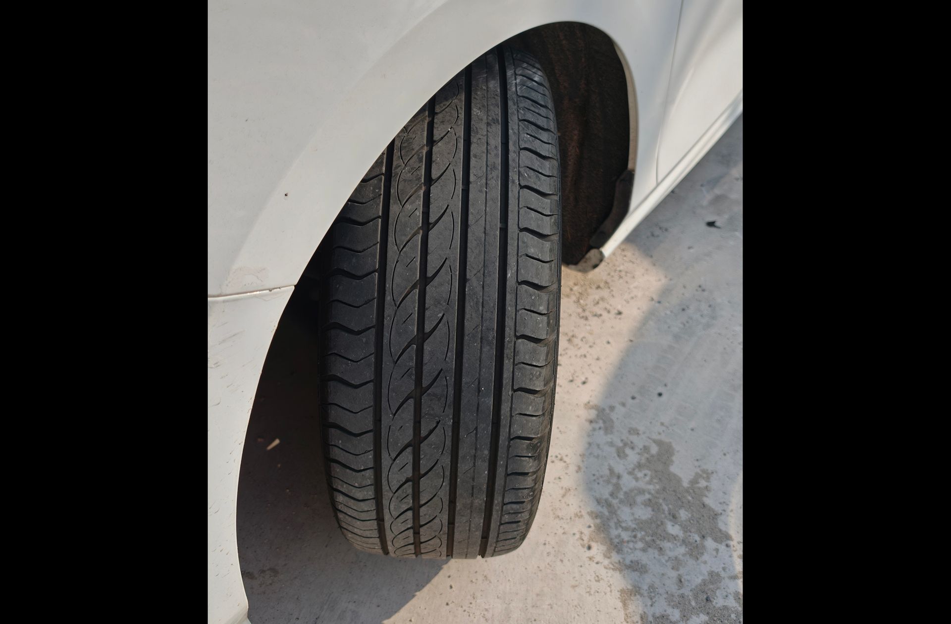 Ford Focus 1.0 EcoBoost ST-Line - foto 36