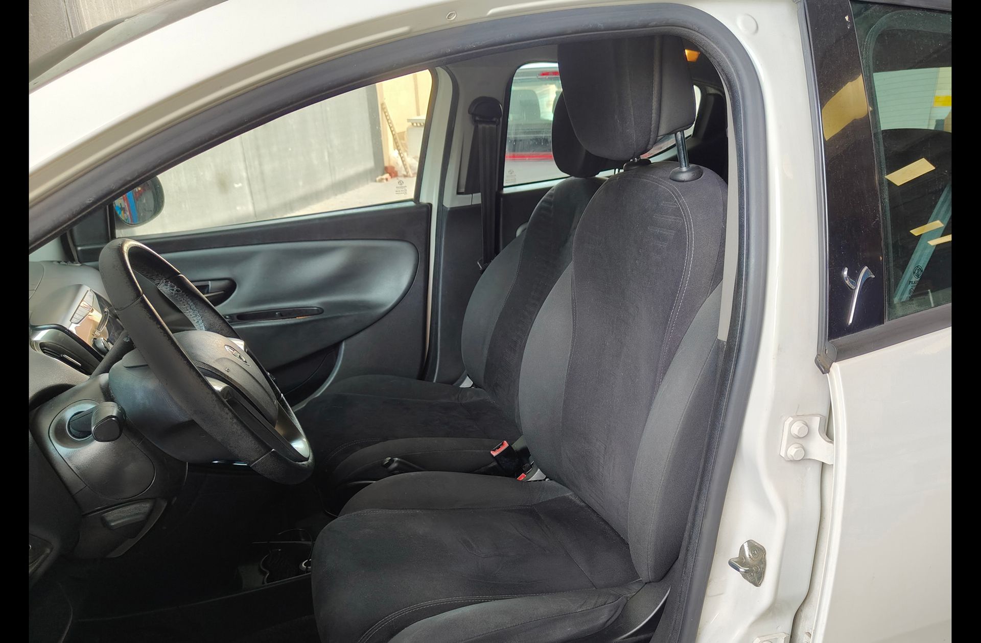 Lancia Ypsilon 1.2 Gold Evo II - foto 8