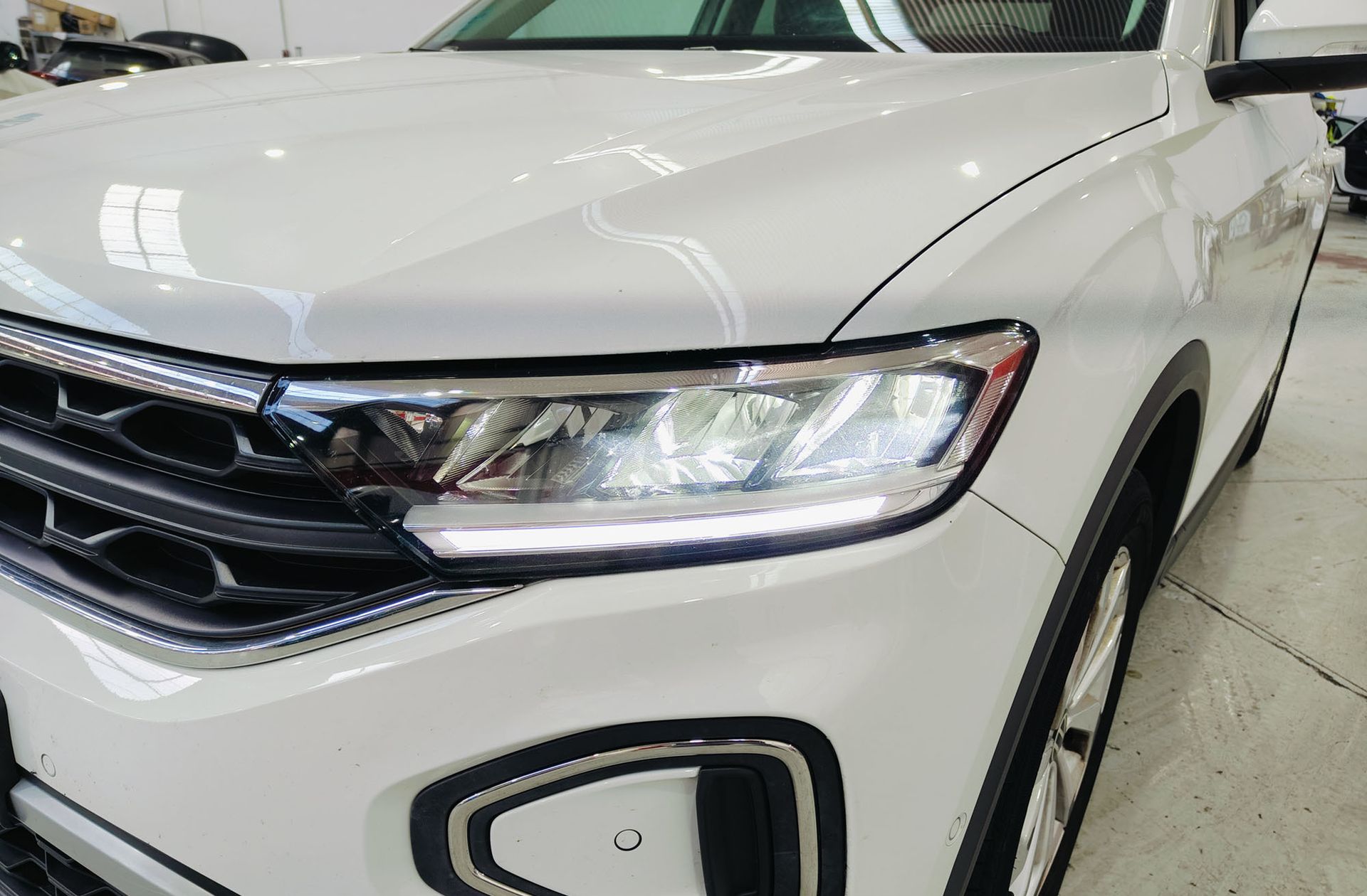 Volkswagen T-Roc Life 1.5 TSI DSG - foto 12