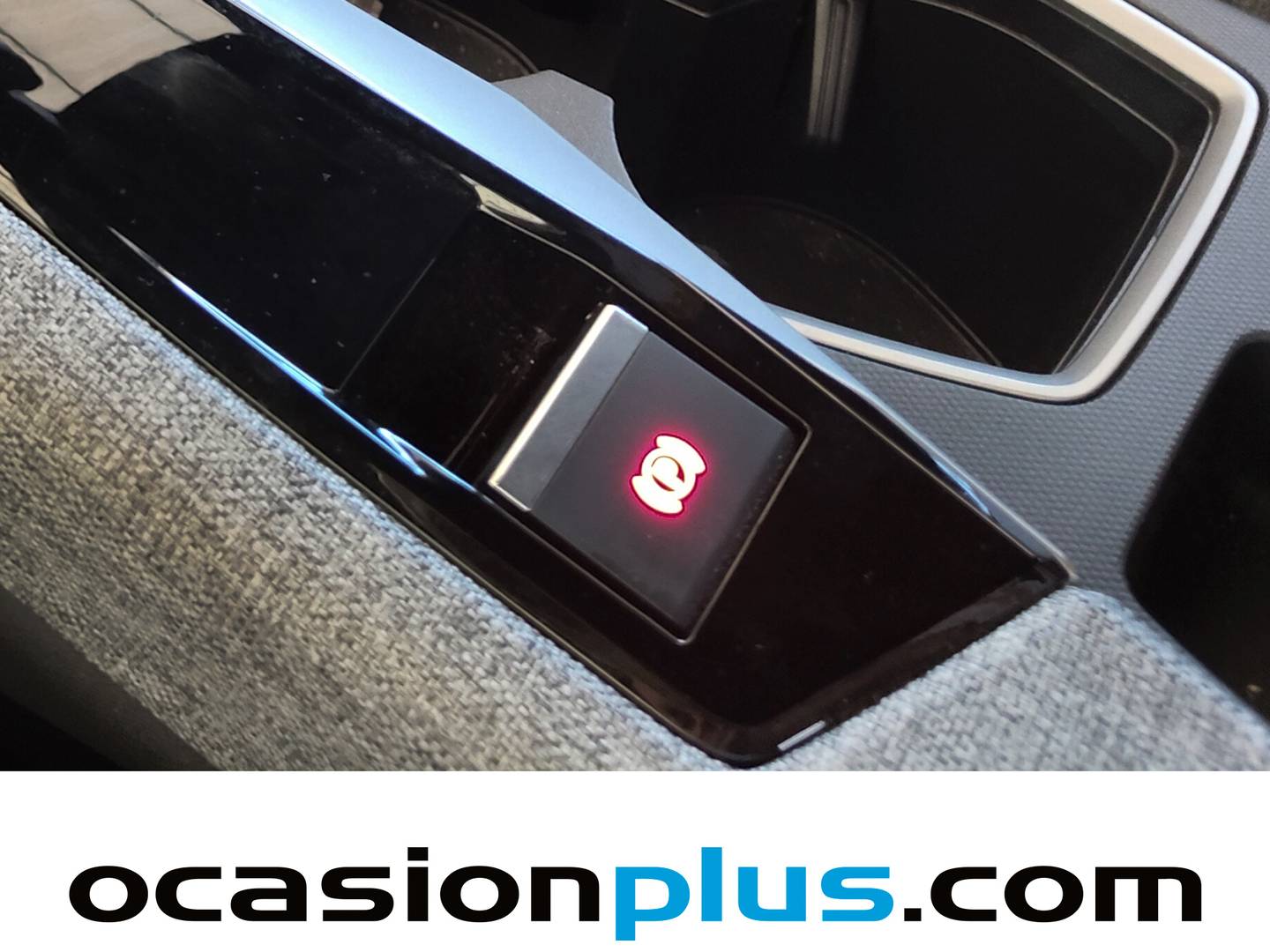 Peugeot 3008 Hybrid Peugeot 3008 Hybrid 145 Allure eDCS6 (145 CV) 2025