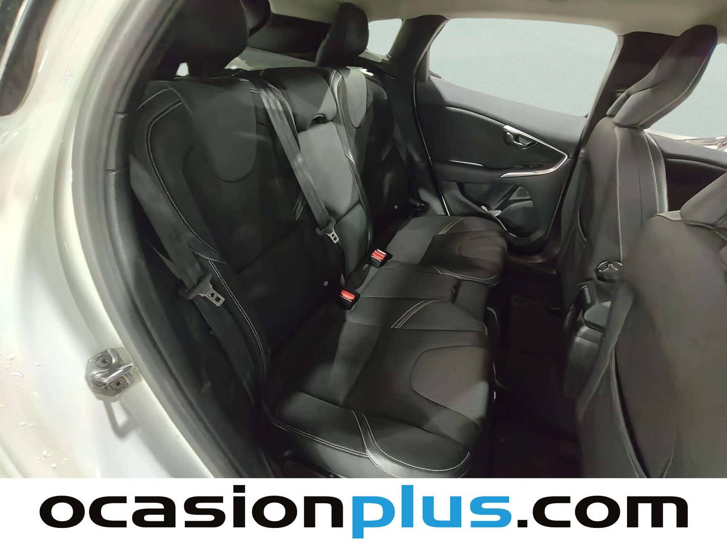 Foto Volvo V40 Volvo V40 2.0 D3 Momentum Auto (150 CV)