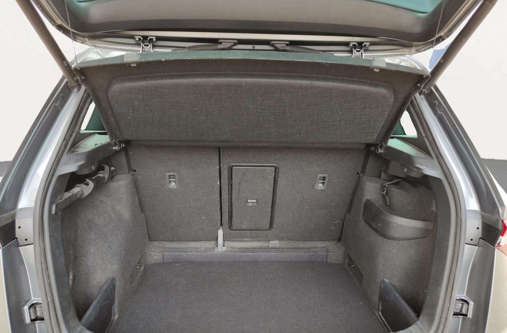 Škoda Karoq 1.5 TSI ACT Sportline DSG - foto 17
