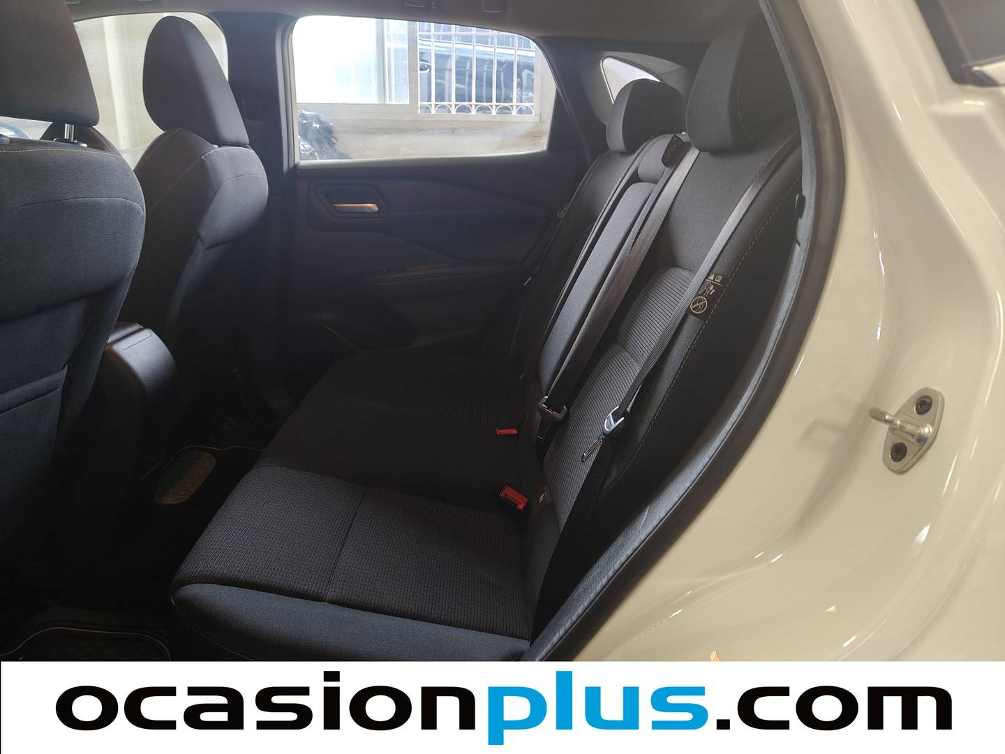 Foto asientos traseros Nissan QASHQAI Nissan Qashqai DIG-T 140 mHEV Acenta 4x2 (140 CV)