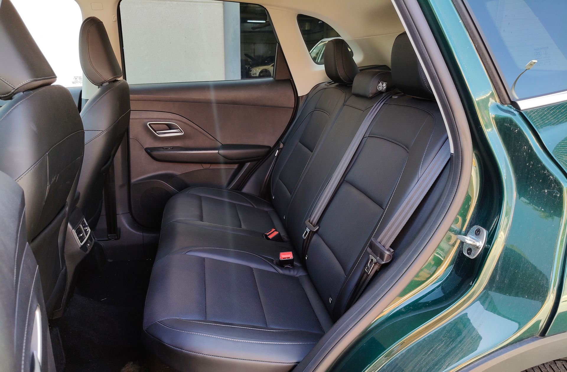 MG ZS 1.5 Hybrid+ Luxury - foto 12