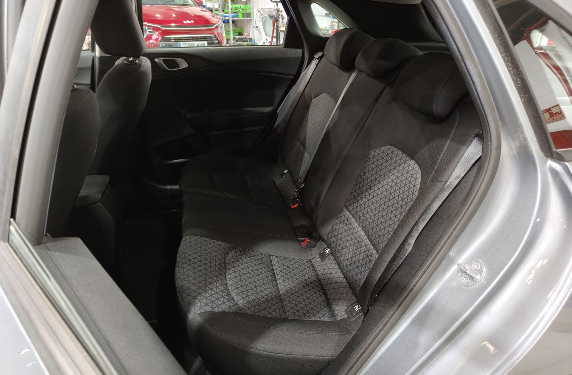 Kia Ceed 1.0 T-GDi Concept - foto 12