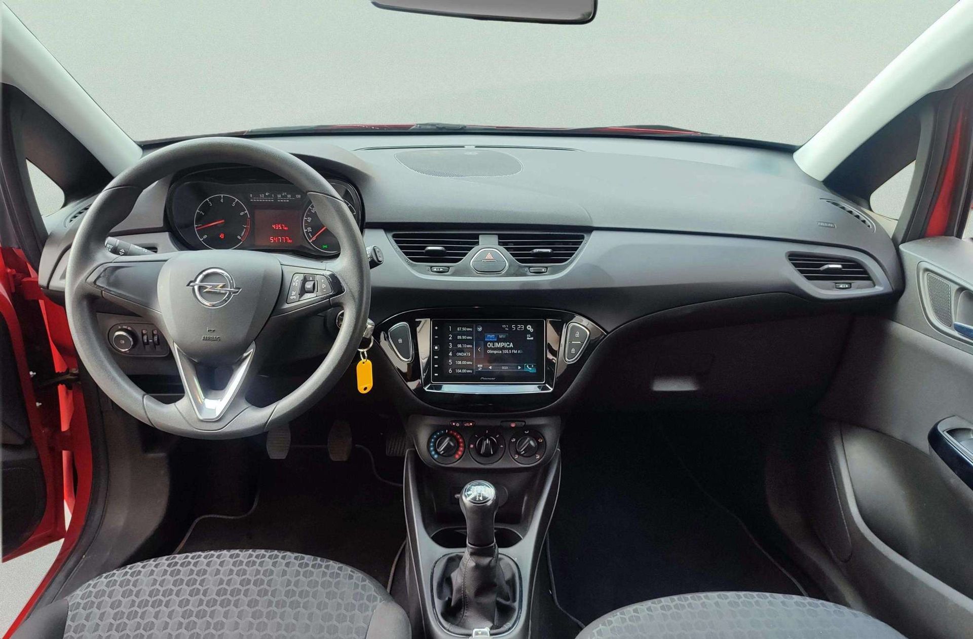 Opel Corsa 1.4 Expression - foto 6