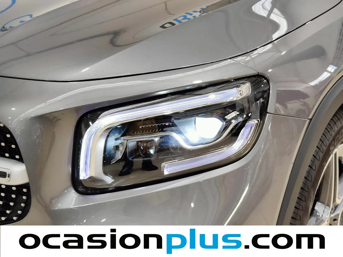 Foto Mercedes GLB Mercedes-Benz GLB 200 (163 CV) AMG Pack