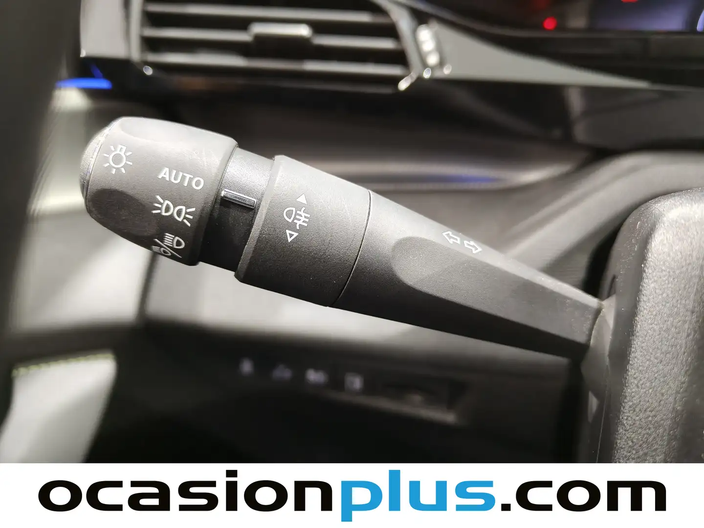 Foto Peugeot 308 Peugeot 308 SW Hybrid 180 GT Pack eEAT8 (180 CV)