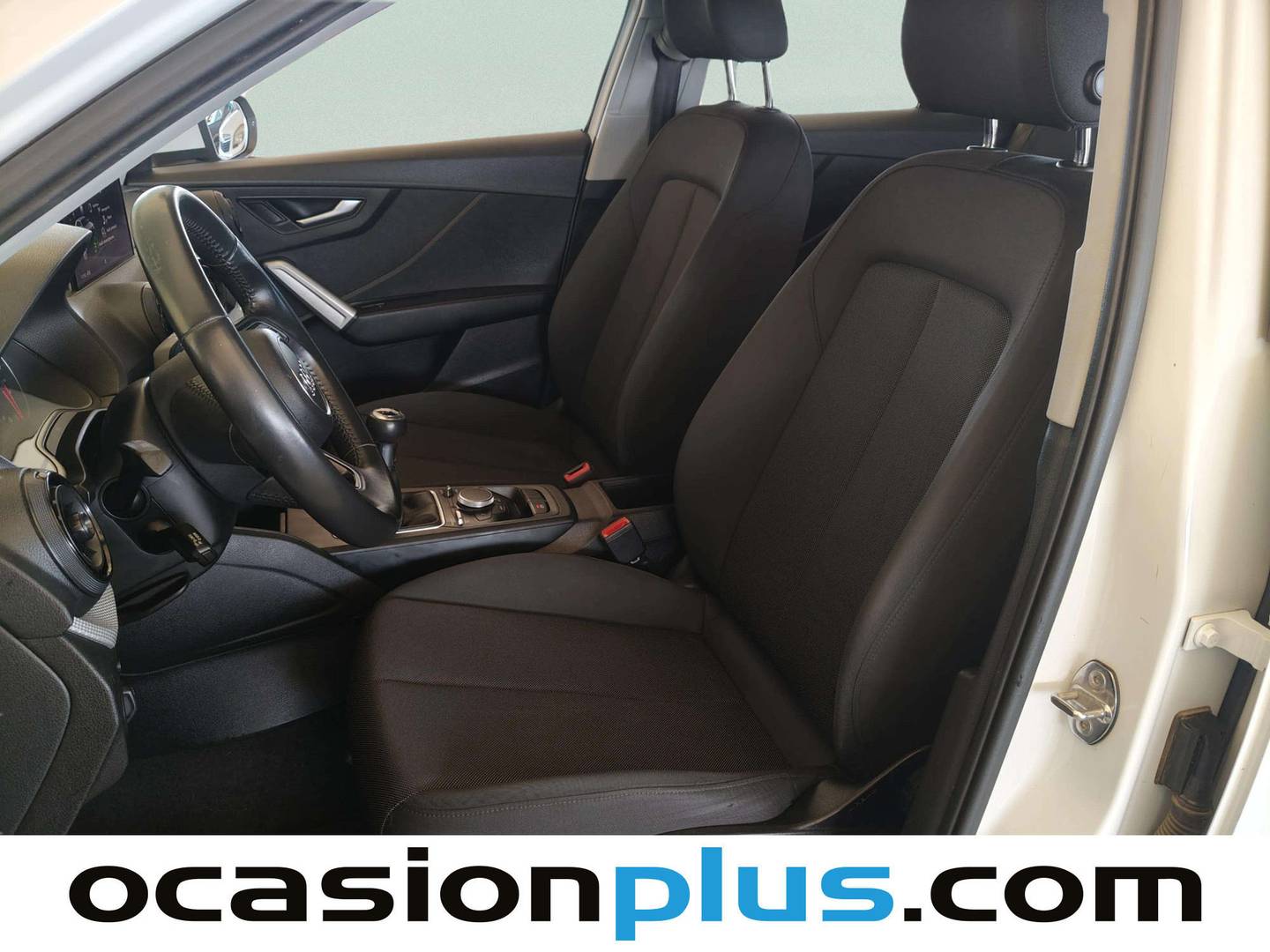 Foto asientos delanteros Audi Q2 Audi Q2 Advanced 30 TDI (116 CV)