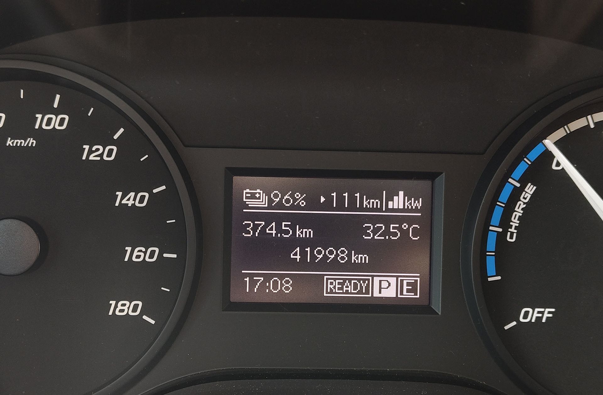 Mercedes-Benz Vito Furgon e-Vito 111 Larga - foto 9