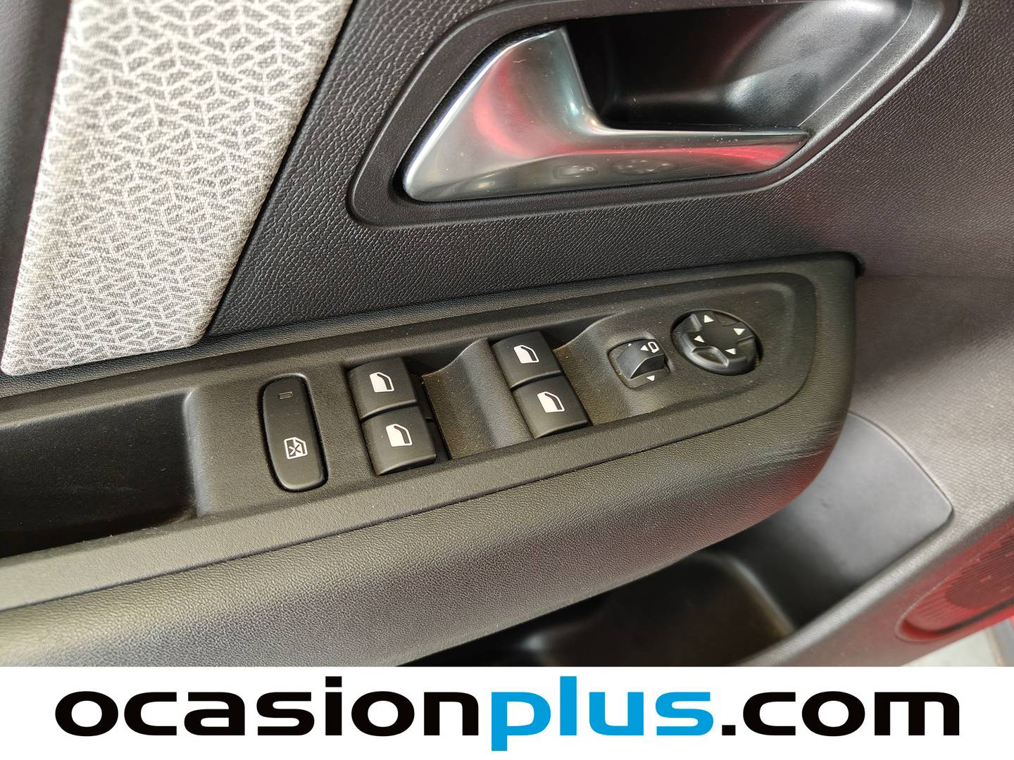 Citroën C4 Citroën C4 Hybrid 136 e-DCS6 Max (136 CV) 136cv