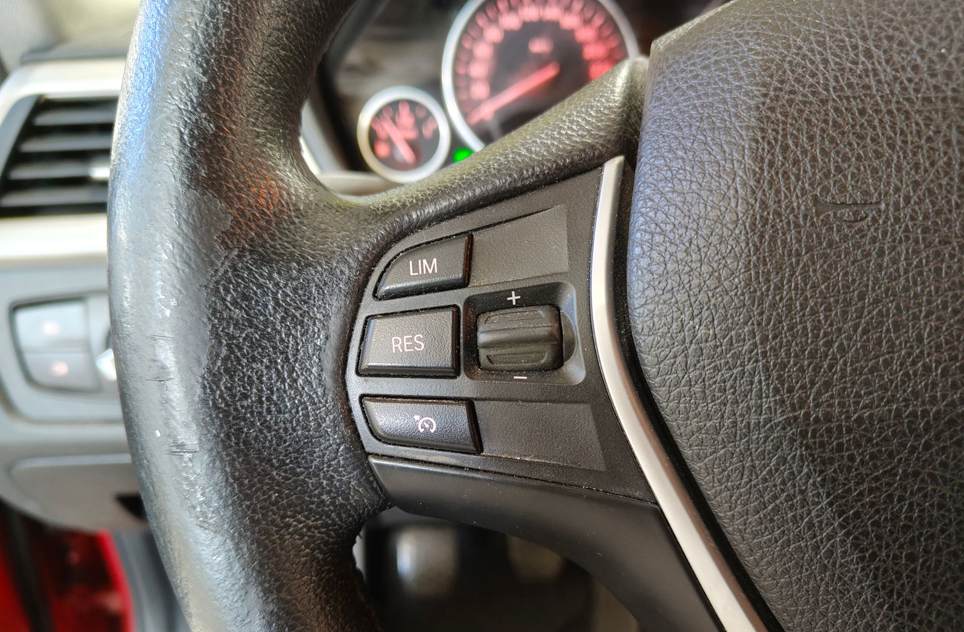 BMW Serie 3 318d - foto 28