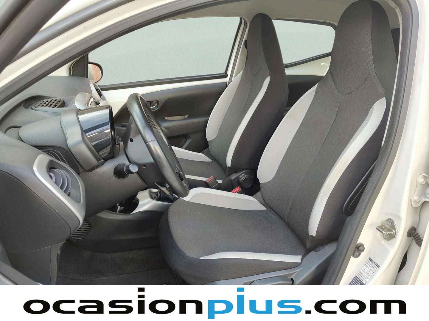 Foto asientos delanteros Toyota Aygo Toyota Aygo 1.0 70 x-play (69 CV)