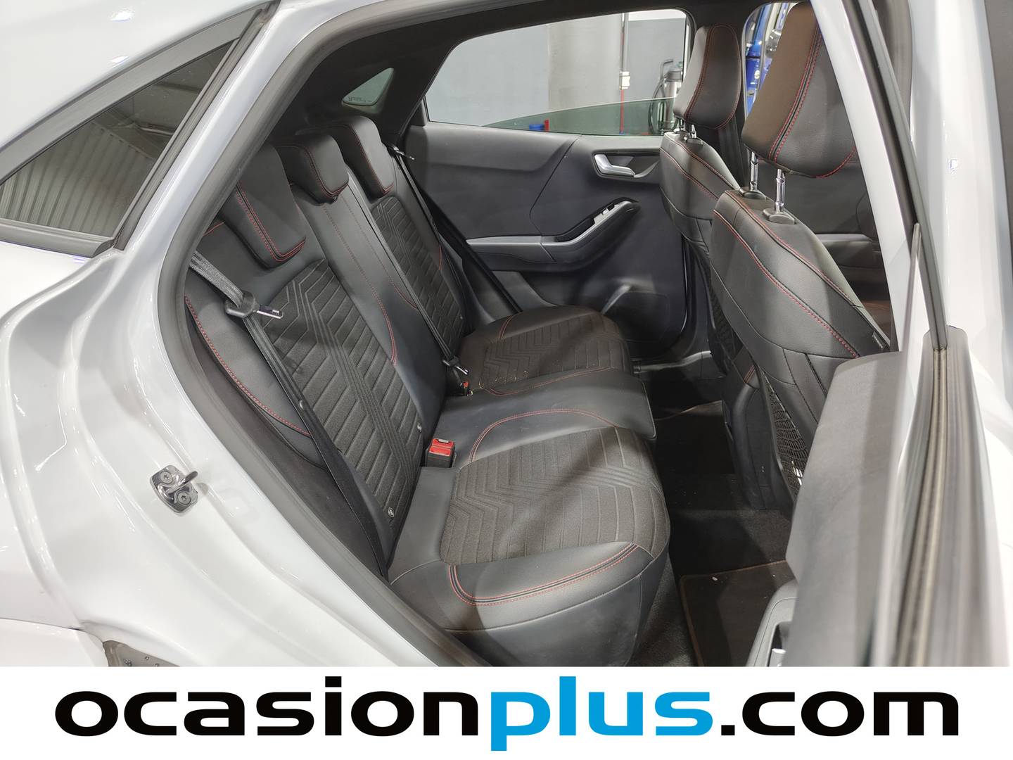 Foto Ford Puma Ford Puma 1.0 EcoBoost MHEV ST-Line X  (125 CV)