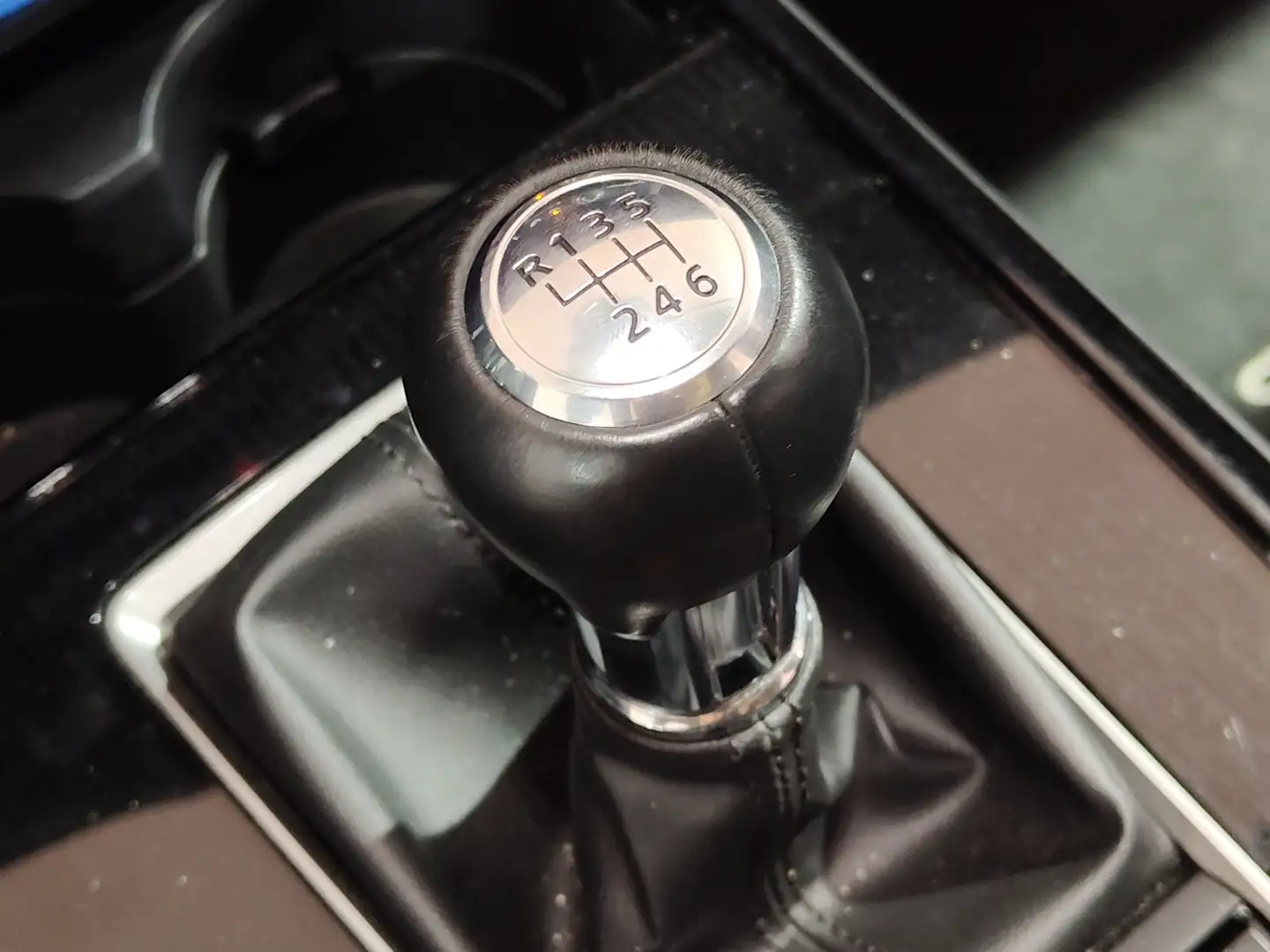 Foto Mazda CX-30 Mazda CX-30 e-SKY G MHEV Prime-line (140 CV)