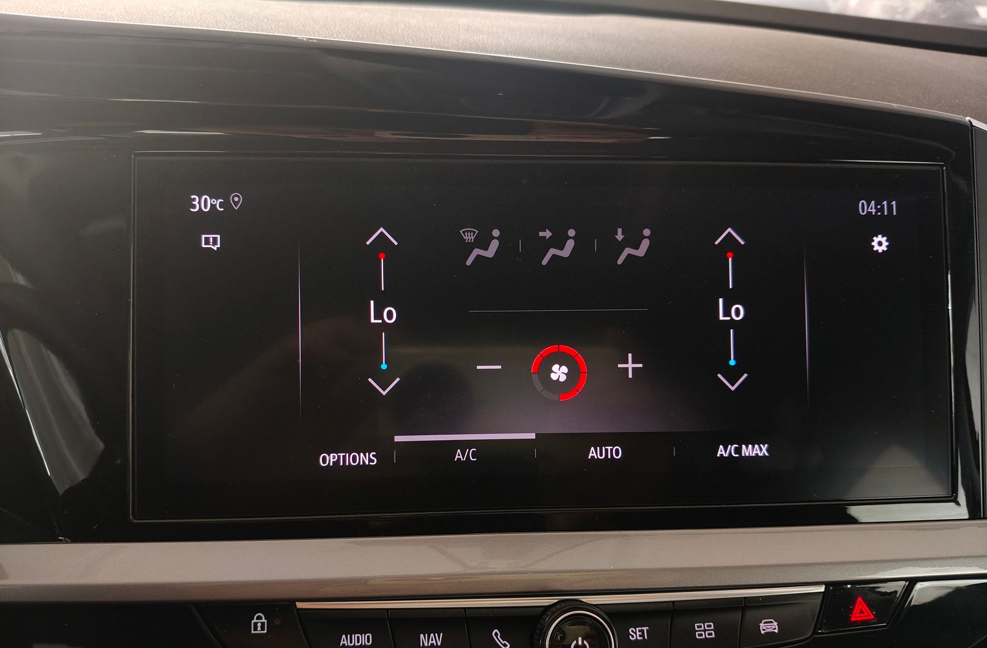 Opel Grandland 1.2 Turbo XHT GS - foto 32