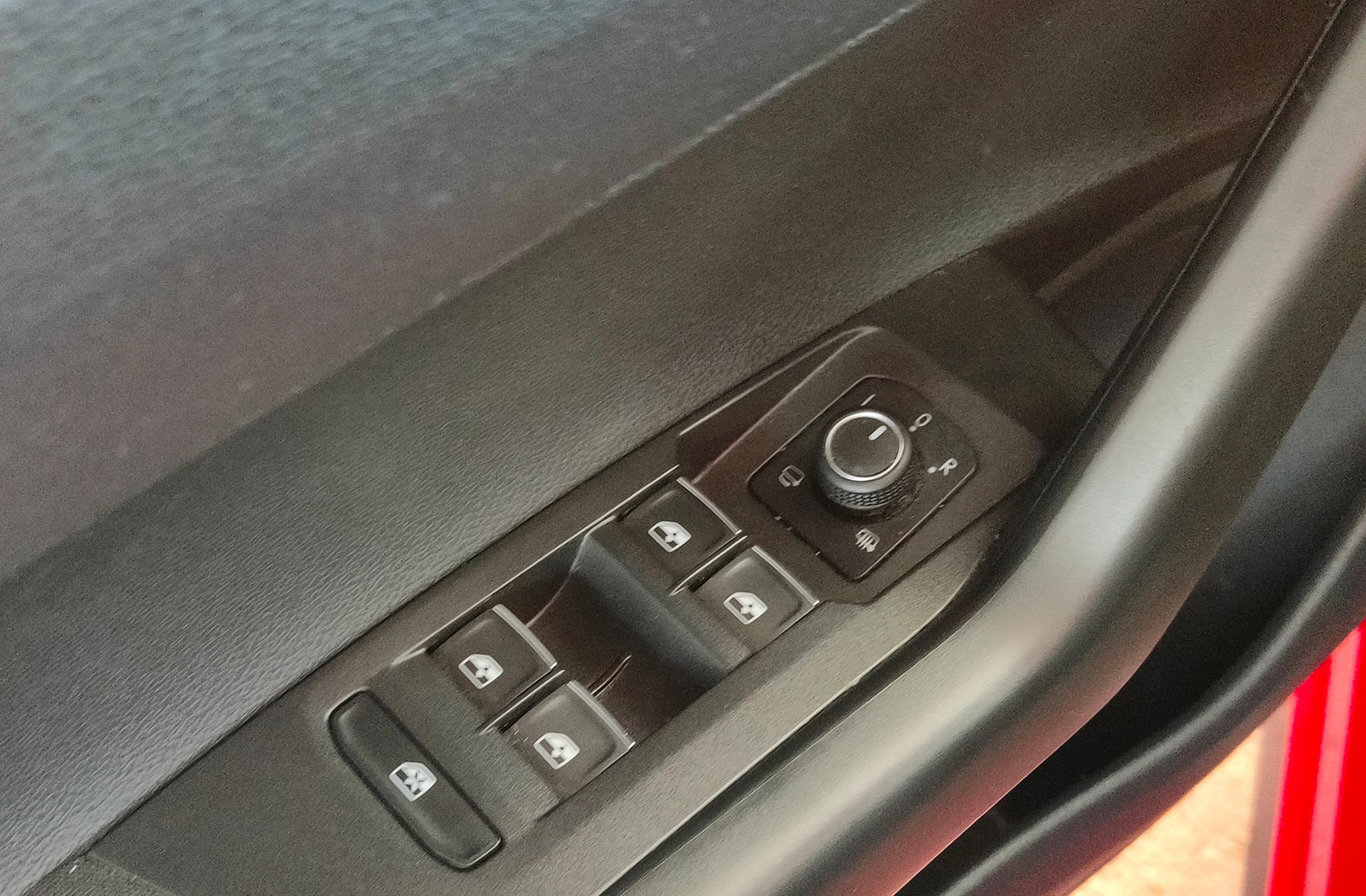Volkswagen Polo GTI 2.0 TSI DSG - foto 33