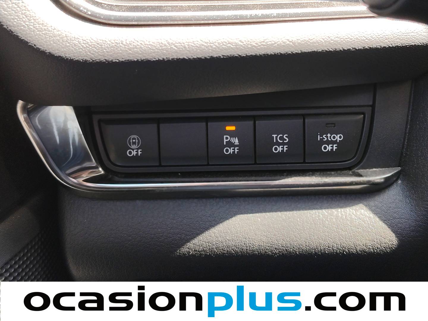 Equipamiento del Mazda CX-30 Mazda CX-30 2.0 Skyactiv-G Evolution 2WD (122 CV)