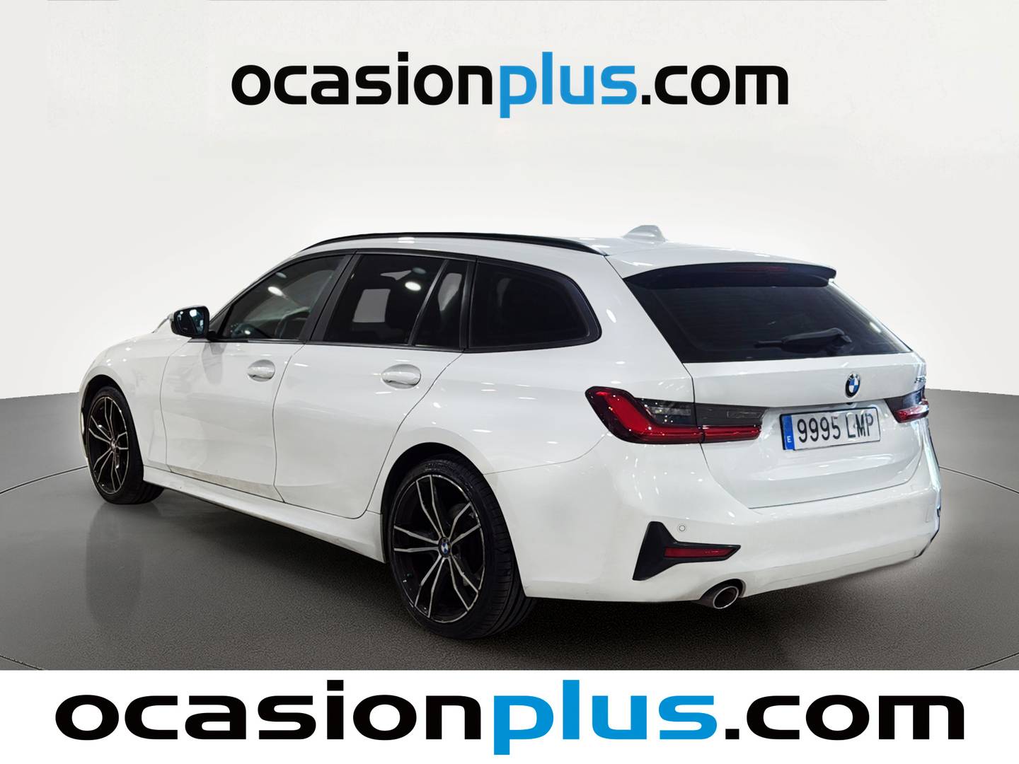 Foto trasera BMW Serie 3 BMW Serie 3 318d Touring  (150 CV) derecha