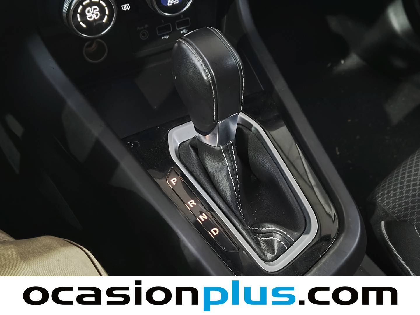 Foto Renault Arkana Renault Arkana Techno TCe 140 Mild hybrid EDC (140 CV)