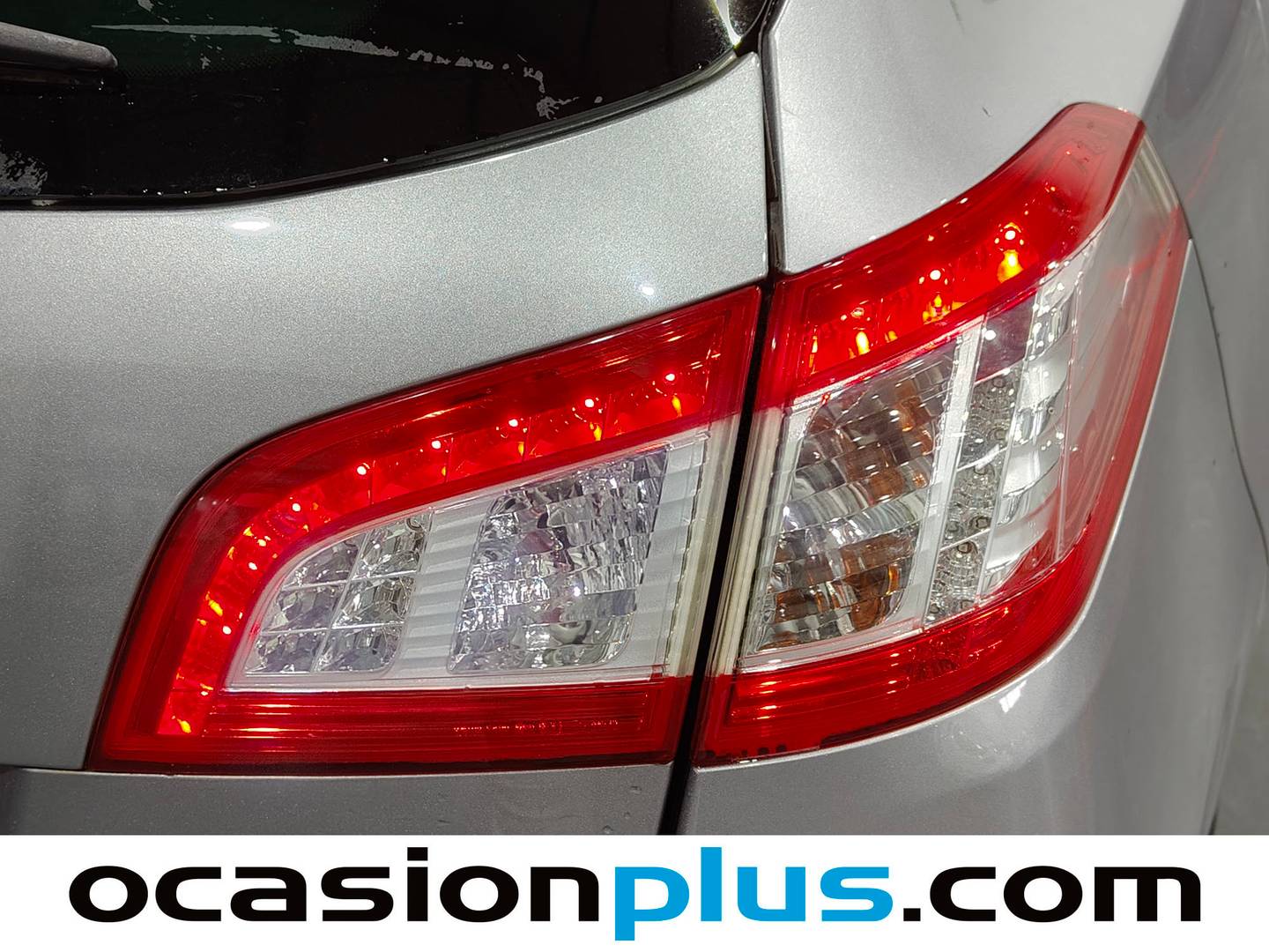 Extras del Peugeot 508 Peugeot 508 SW 1.6 e-HDI Active (115 CV)