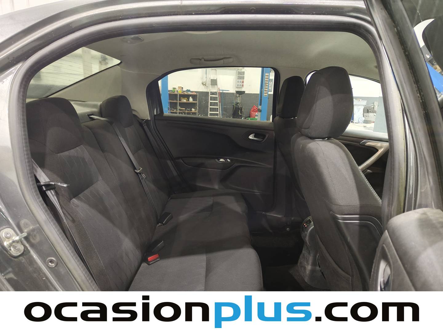 Citroën C-Elysée Citroën C-Elysee PureTech 82 Exclusive (82 CV) al mejor precio