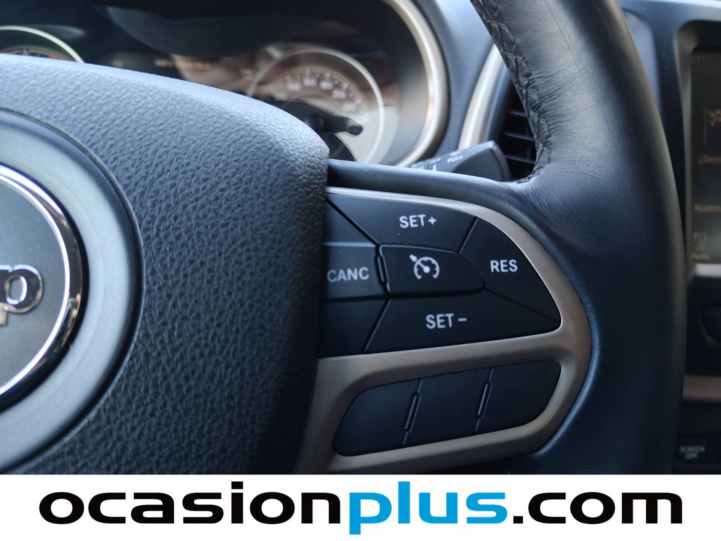 Foto Jeep Cherokee Jeep Cherokee 2.2 CRD Night Eagle Aut 4x4 (200 CV)