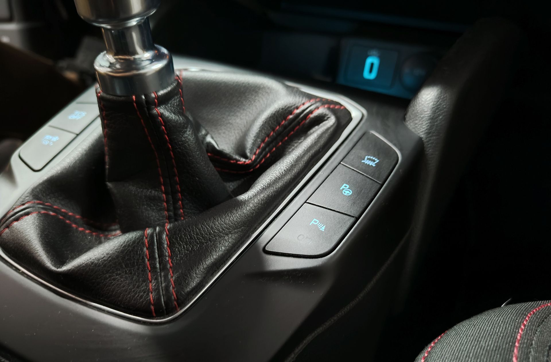 Ford Focus 1.0 EcoBoost ST-Line - foto 9