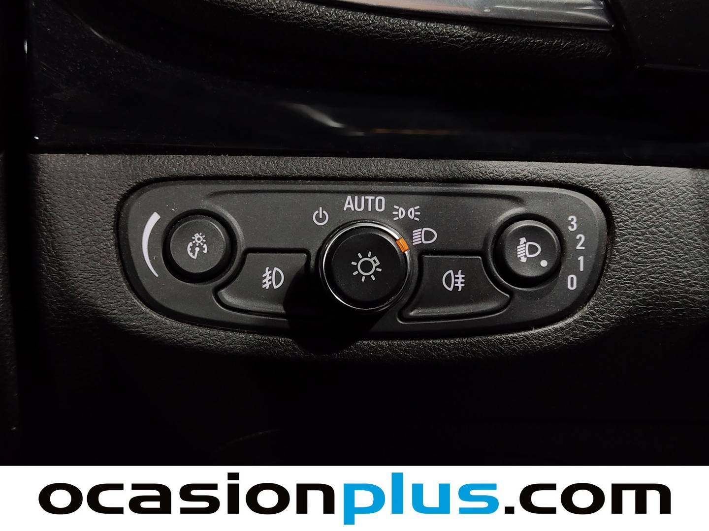 Foto Opel Mokka X Opel Mokka X 1.4 Turbo GLP Selective 4X2 (140 CV)