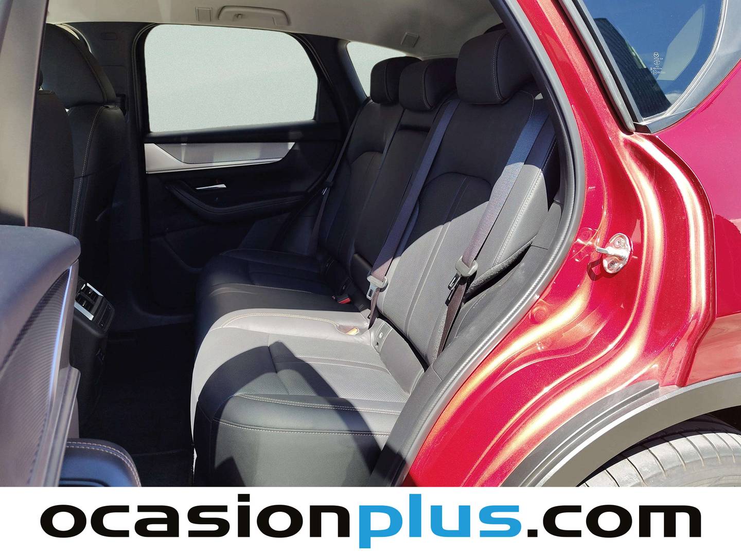 Foto asientos traseros Mazda CX-60 Mazda CX-60 2.5 e-Skyactiv PHEV Exclusive-Line AWD (327 CV)