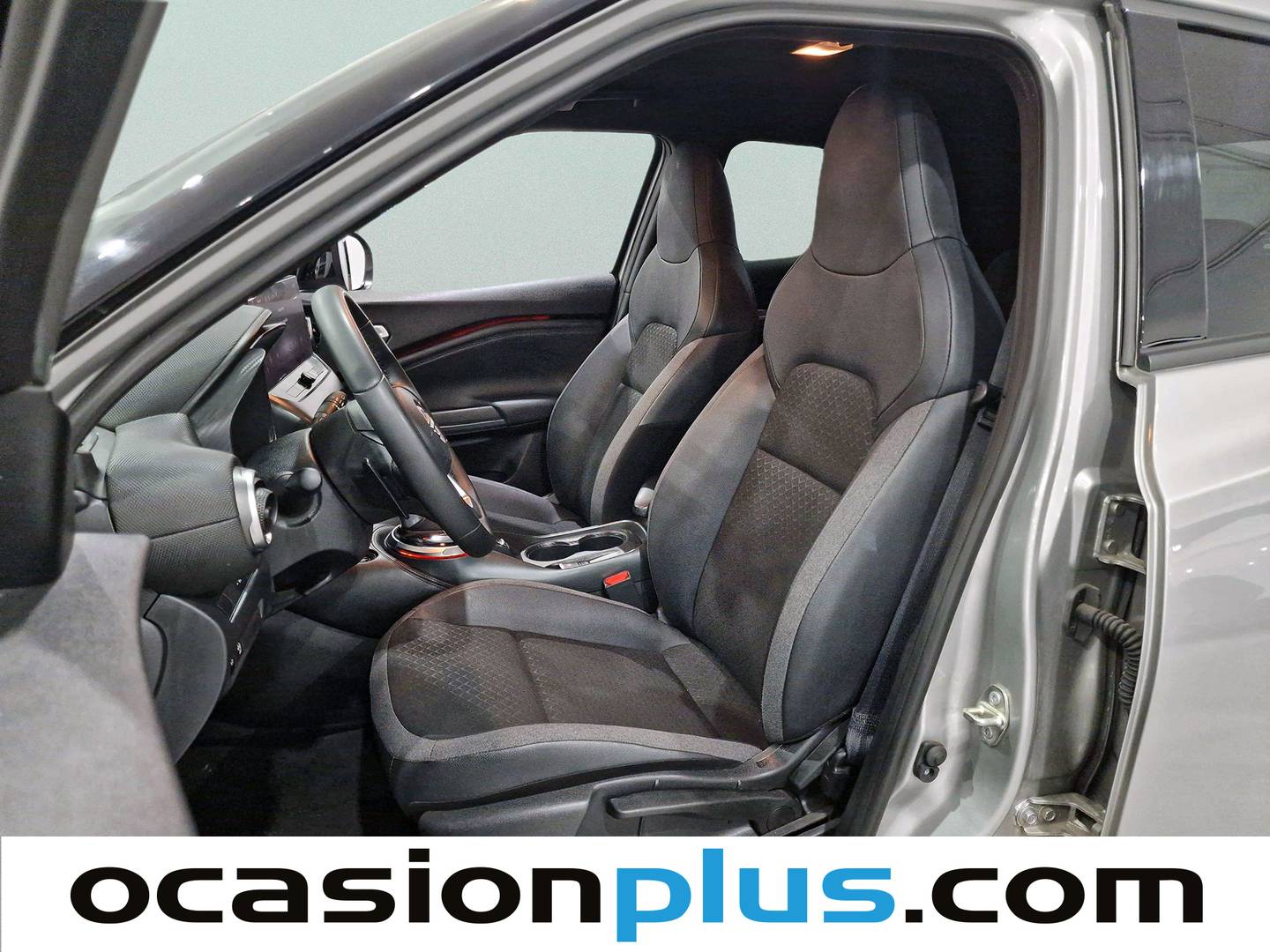 Foto asientos delanteros Nissan JUKE Nissan Juke DIG-T N-Connecta 4x2 DCT (114 CV)