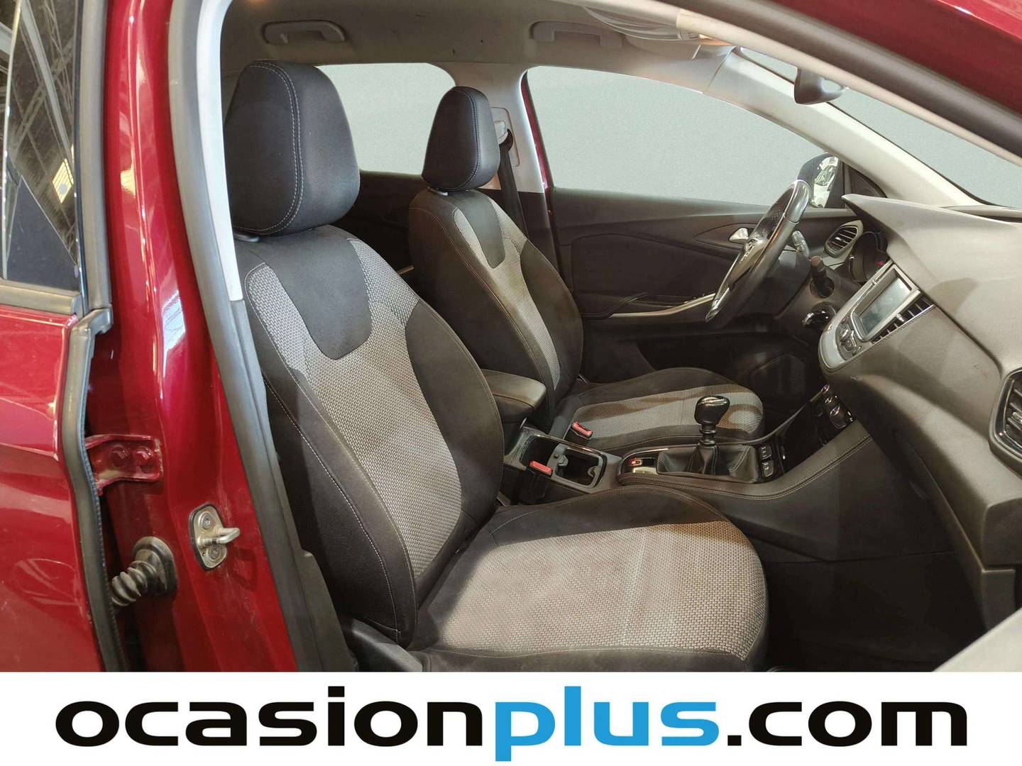 Foto Opel Grandland X Opel Grandland X 1.2 Turbo Selective (130 CV)