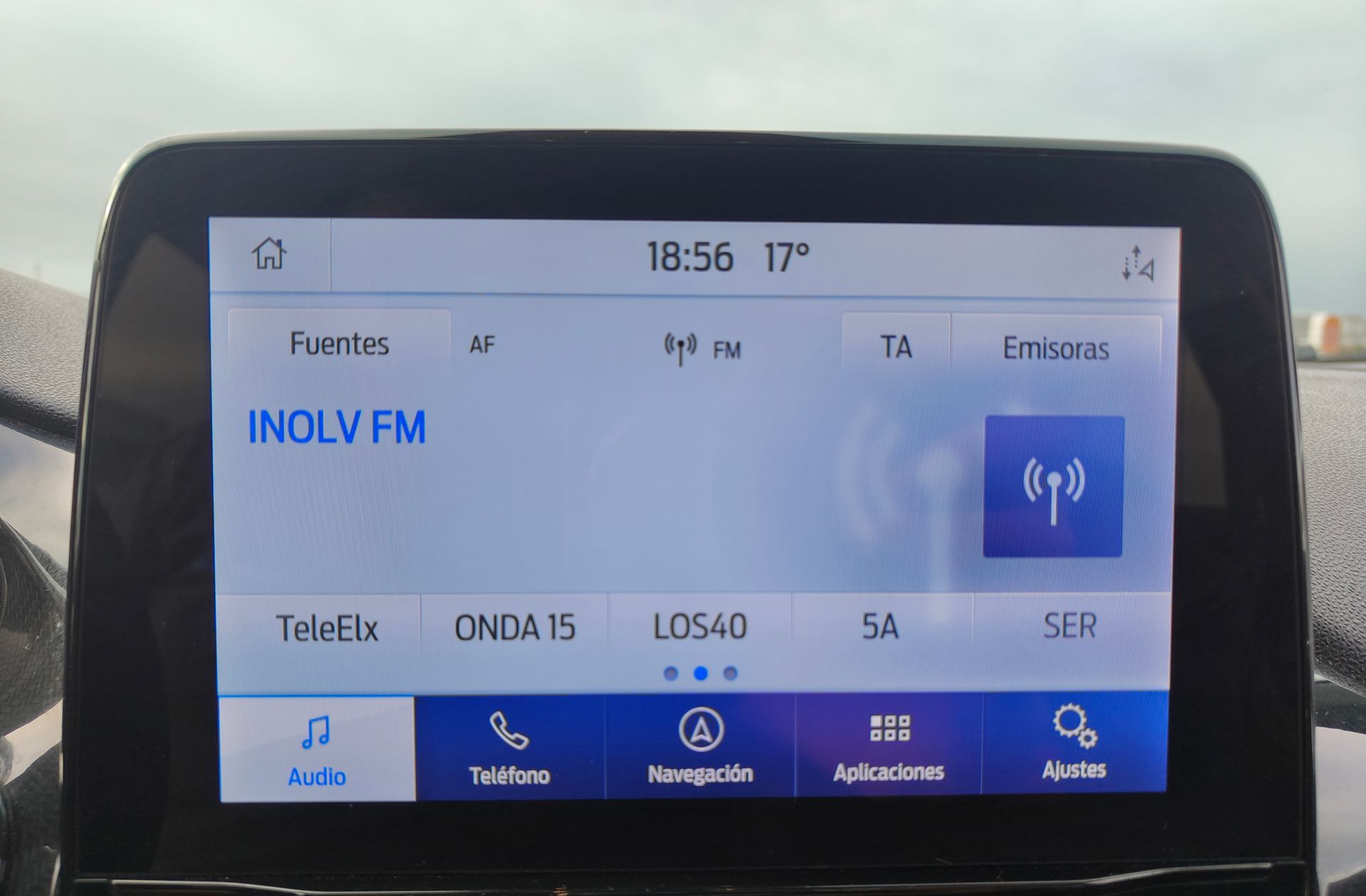 Ford Fiesta 1.0 EcoBoost MHEV ST-Line - foto 38