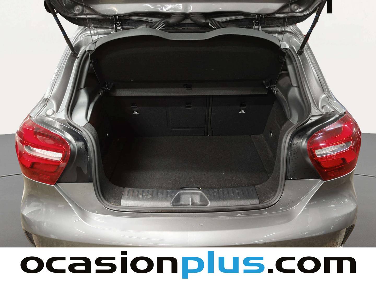 Fotos maletero Mercedes Clase A Mercedes Clase A Clase A 200 d  Pack AMG (136 CV)