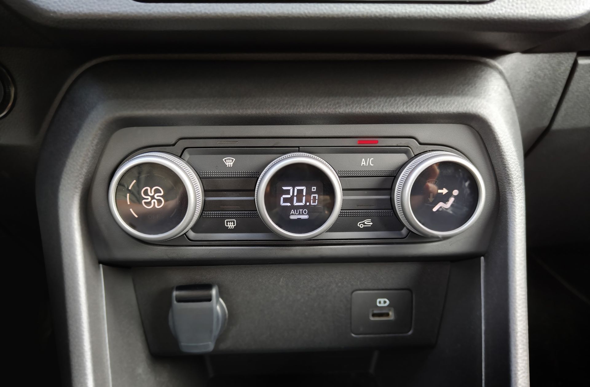 Dacia Sandero Stepway Expression ECO-G - foto 28