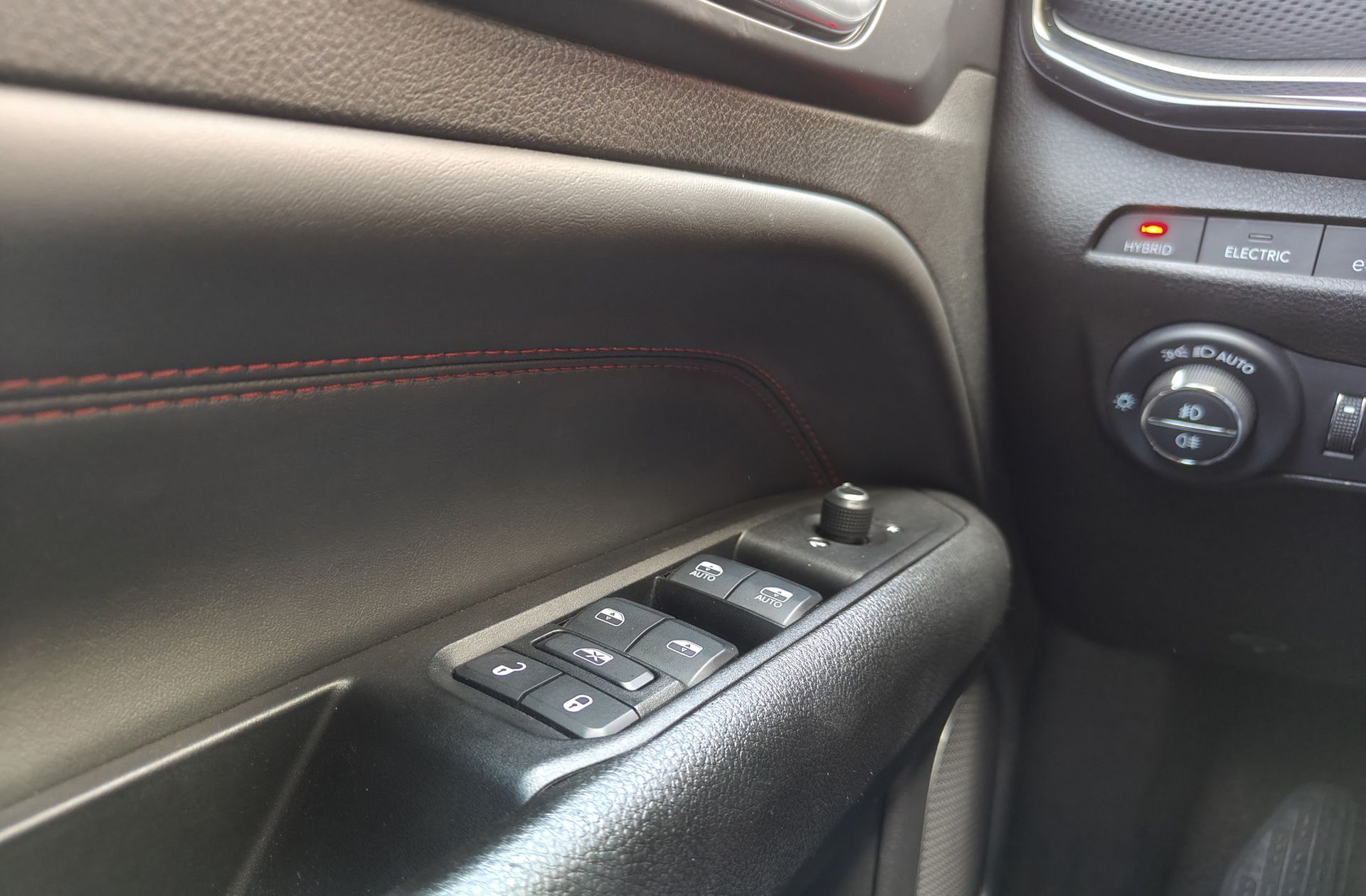 Jeep Compass 1.3 PHEV Trailhawk AWD - foto 36