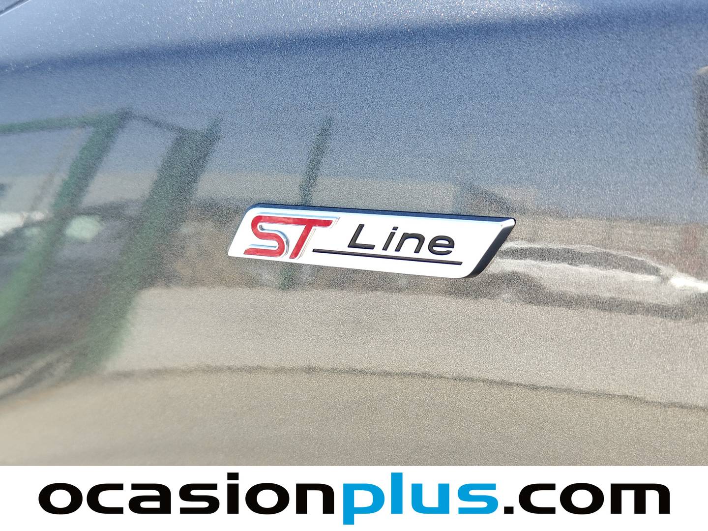 Extras y acabados del Ford Focus Ford Focus 1.0 Ecoboost MHEV ST-Line (155 CV)