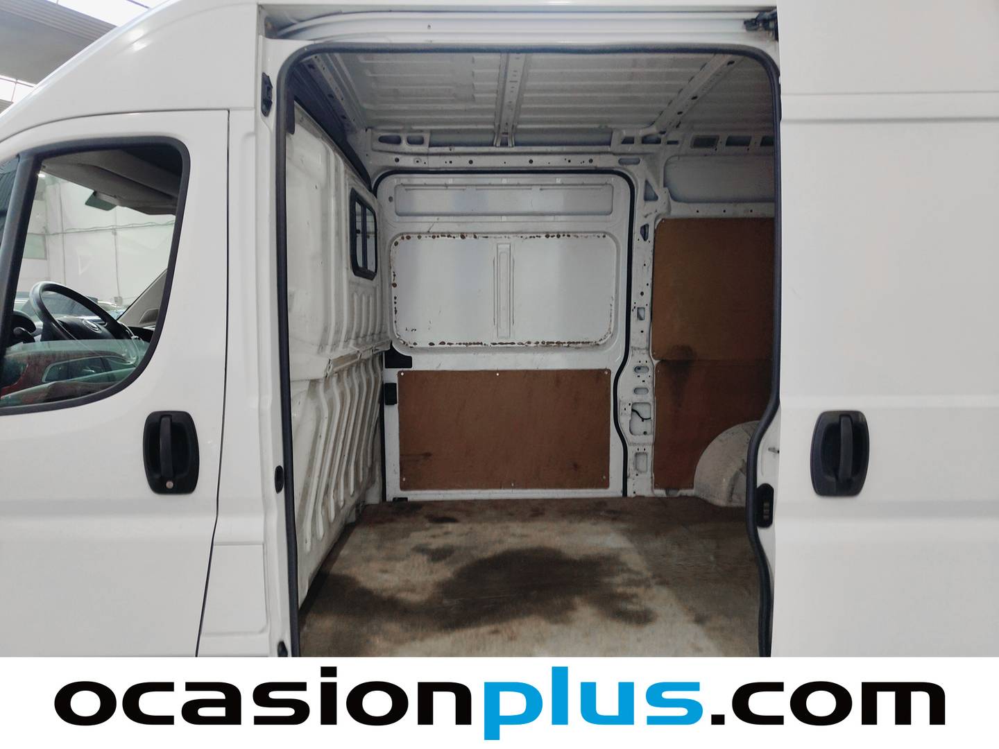 Foto asientos traseros Fiat Ducato Fiat Ducato Furgon 2.3 Multijet 35 Batalla Media Techo Alto (130 CV)