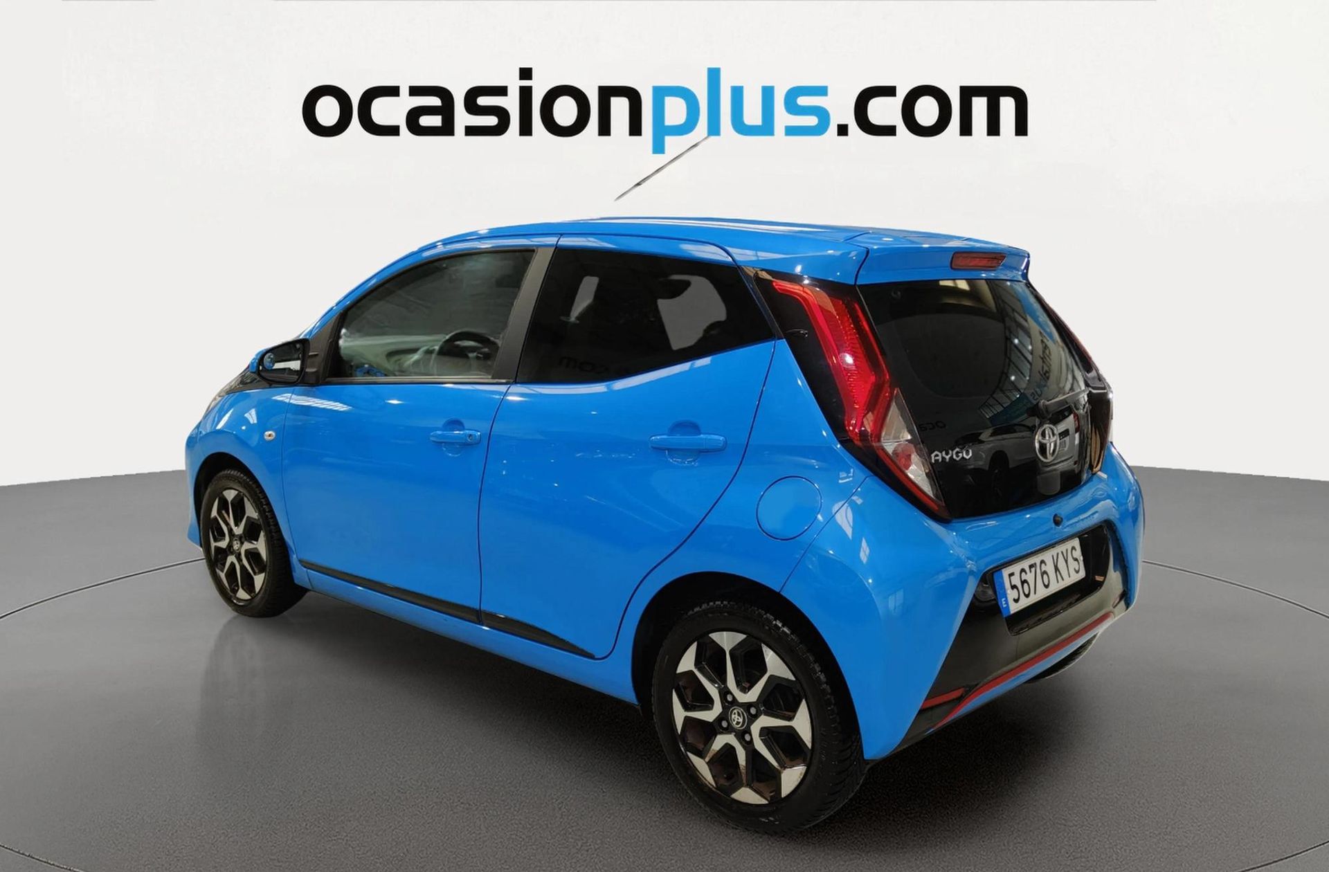 Toyota Aygo 1.0 70 x-play - foto 3