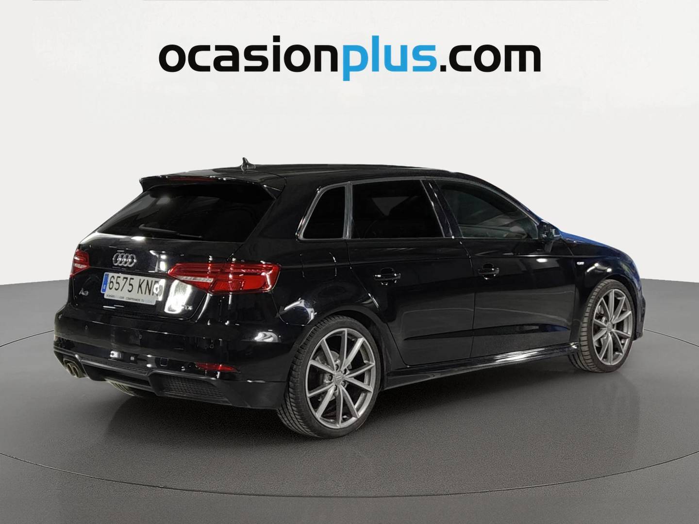 Foto trasera Audi A3 Audi A3 Sportback Black Line edition 2.0 TDI (150 CV) derecha