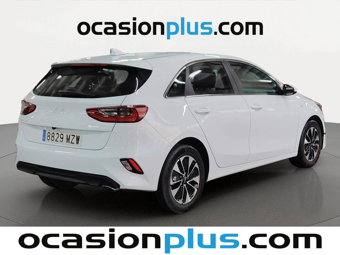 Foto trasera KIA Ceed KIA Ceed 1.0 T-GDI Drive (100 CV) derecha