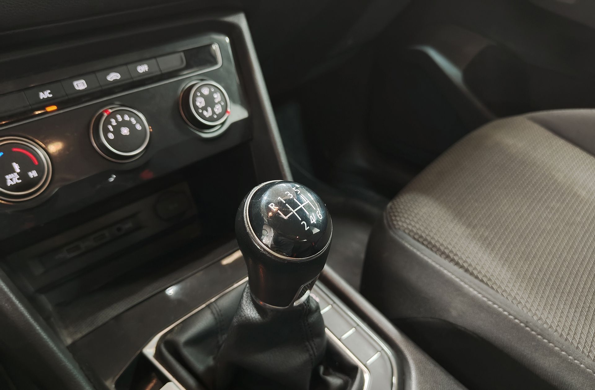 Volkswagen Tiguan Edition 1.5 TSI - foto 5