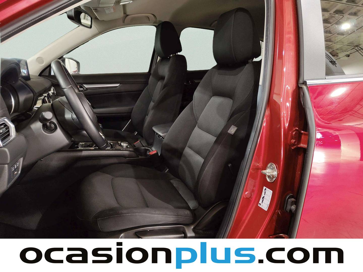 Foto asientos delanteros Mazda CX-5 Mazda CX-5 2.0 MHEV Center-Line Plus AT (165 CV)