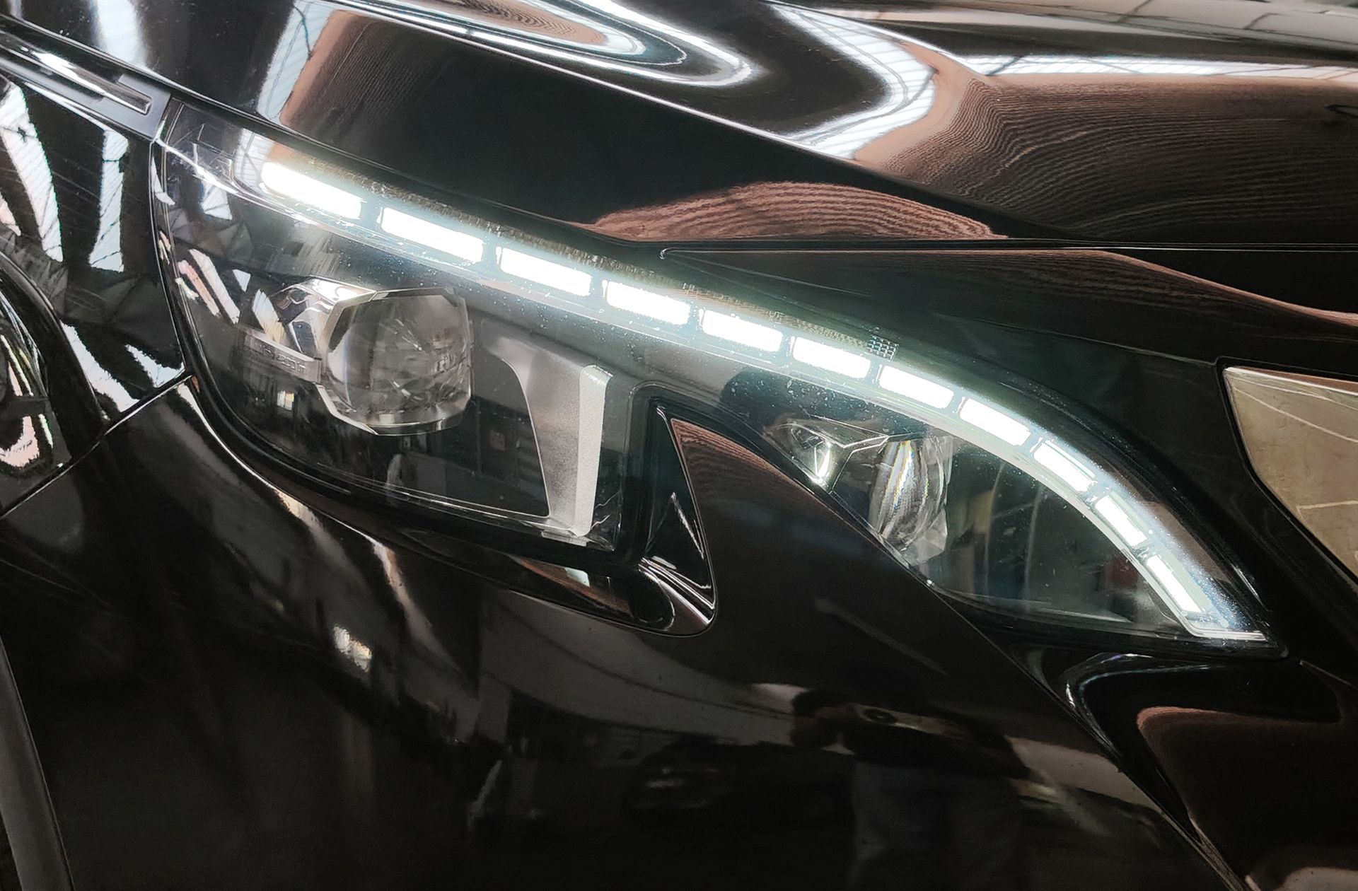 Peugeot 3008 PureTech 130 GT Line - foto 18